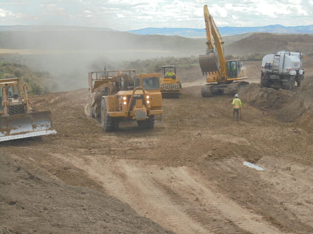 Industrial Heavy Construction Equipment