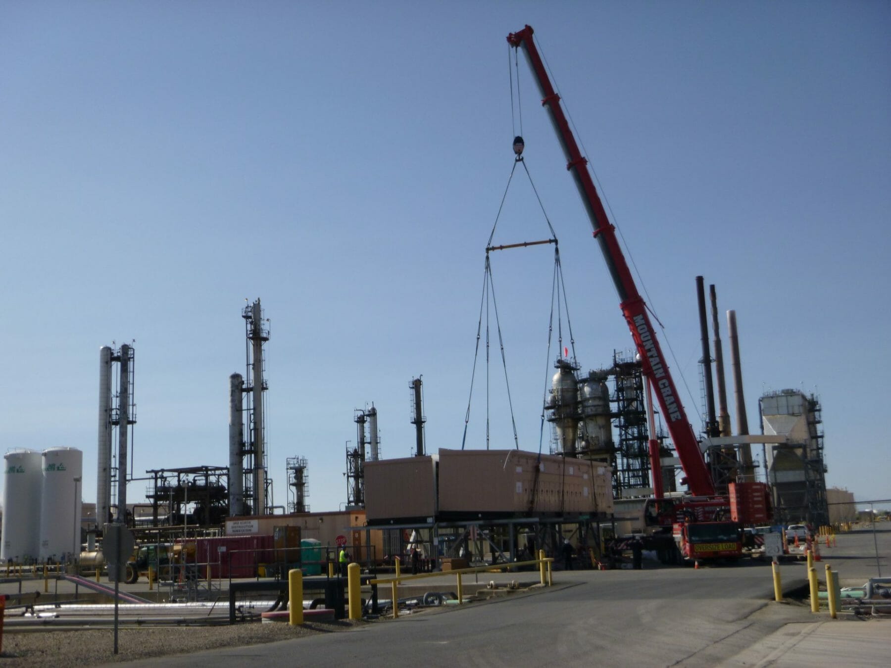 Crane Transporting Construction Materials | Oil & Gas Refinery Construction Projects | Judson Construction Company